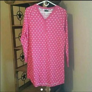 CUTE PINK AND WHITE HEART LONG SLEEVE SLEEP SHIRT